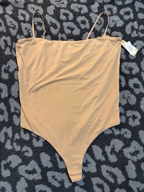 SKIMS Fits Everybody Cami Thong Bodysuit - Sienna
